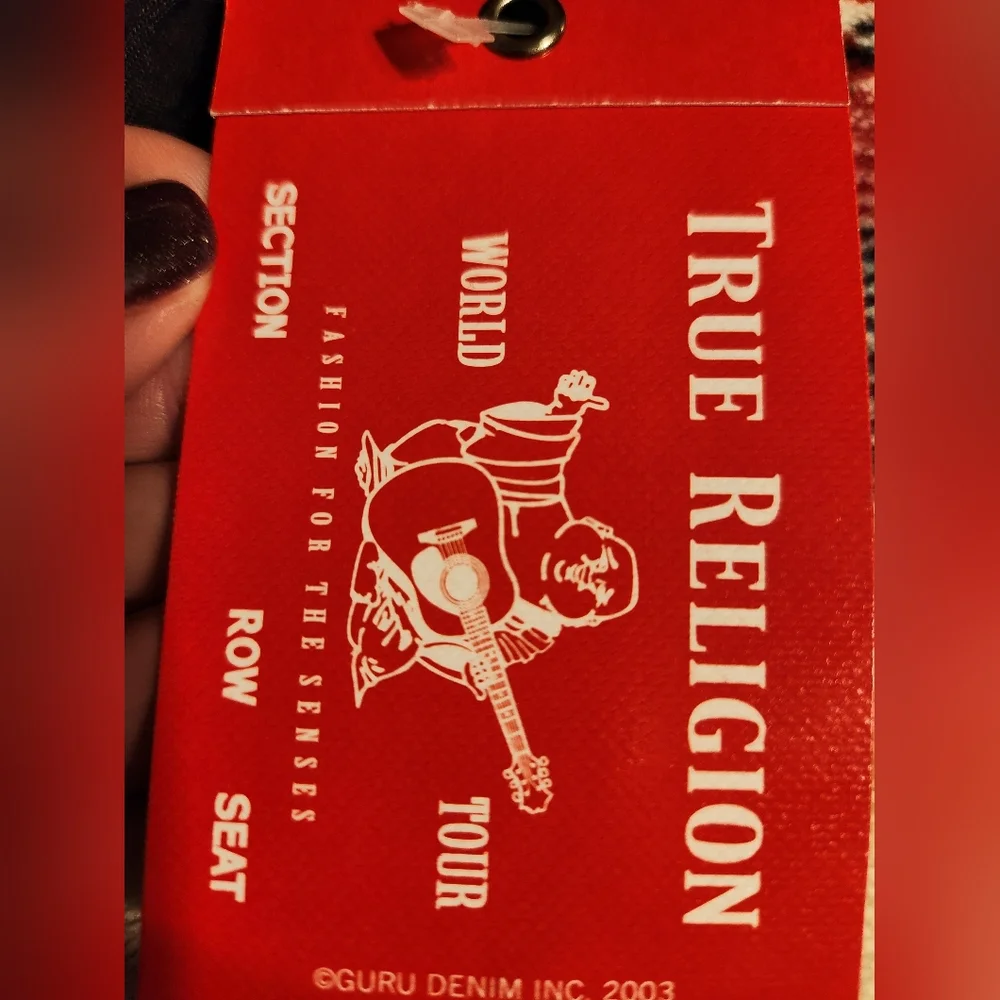 **NWT** - True Religion - CRYSTAL BUDDHA GRAPHIC V-NECK TEE - Black - **NWT** - Picture 12 of 14